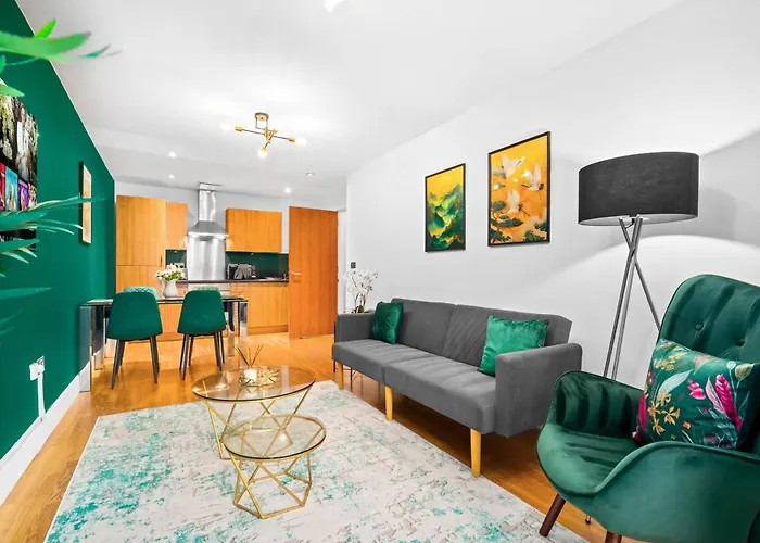Sleeps 7 - 4 Beds Apt Arcadian Centre B\'Ham